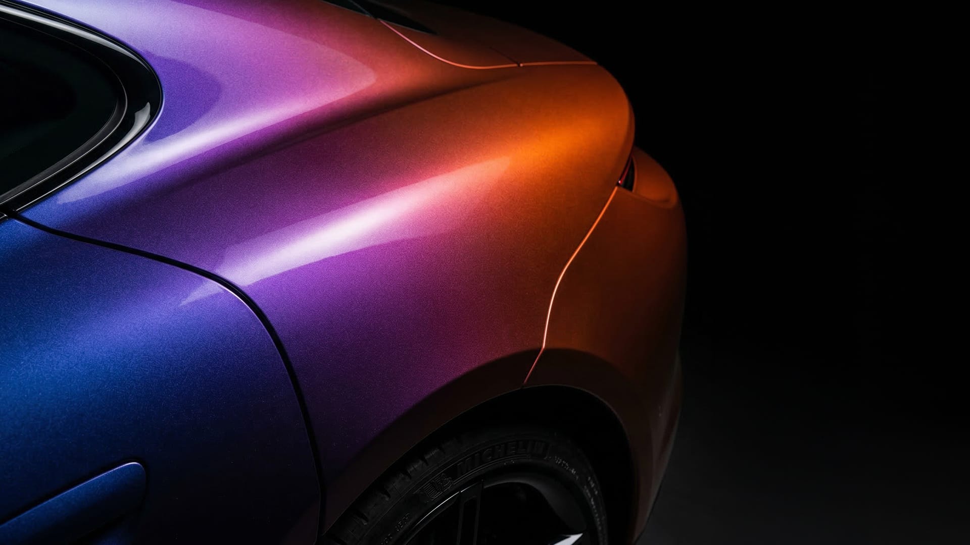 Color-shift vehicle wrap under studio light